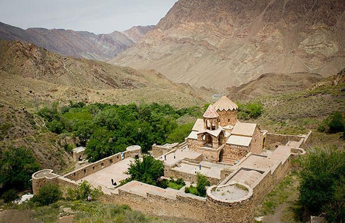 کلیسای-سنت-استپانوس-جلفا-آذربایجان-شرقی-عکس-2